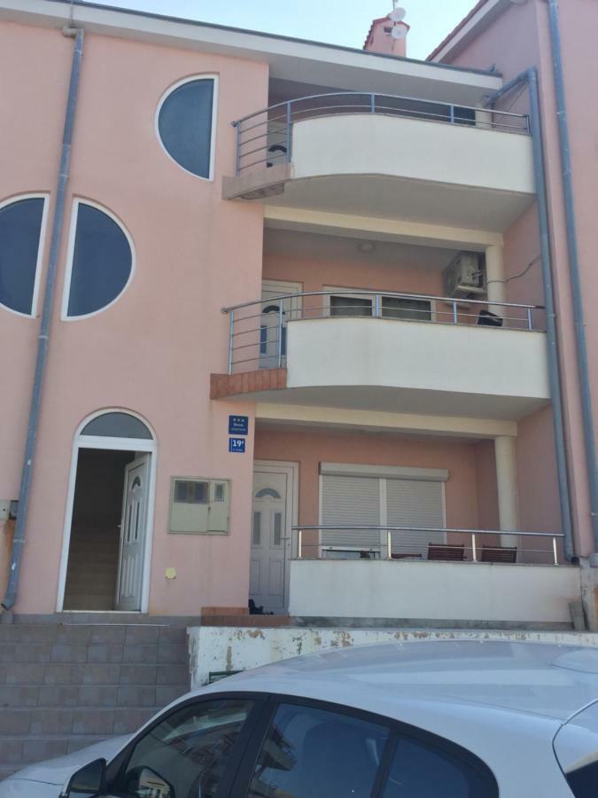 Aurora Apartamento Pag Town Exterior foto